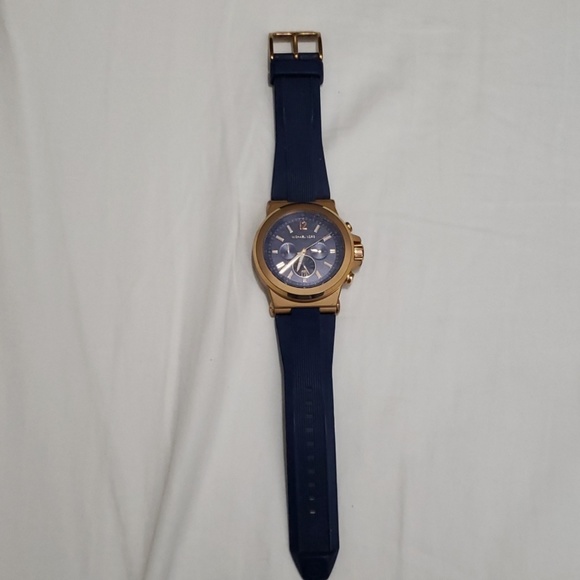 Michael Kors watch - Picture 1 of 3
